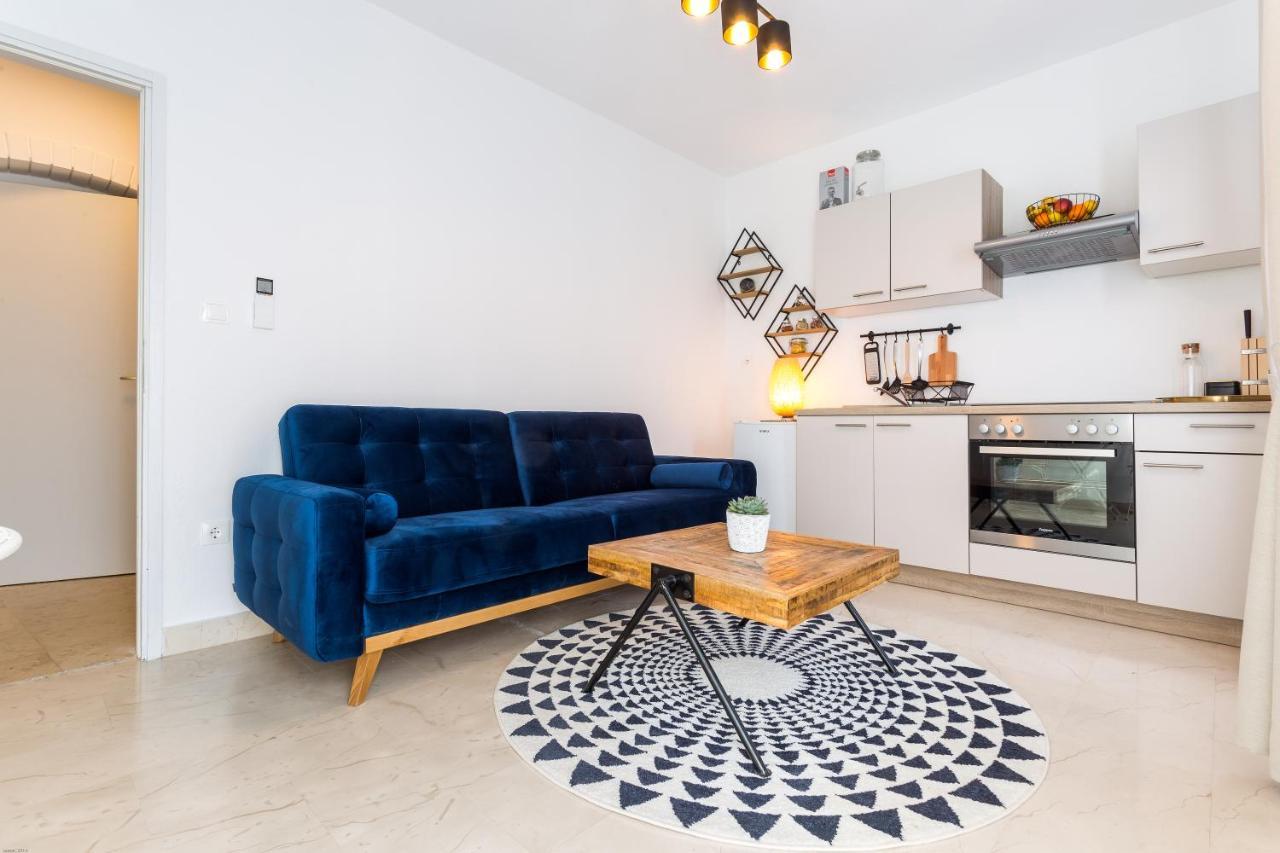 Lola Apartments - Zf Hvar Hvar Town Bagian luar foto