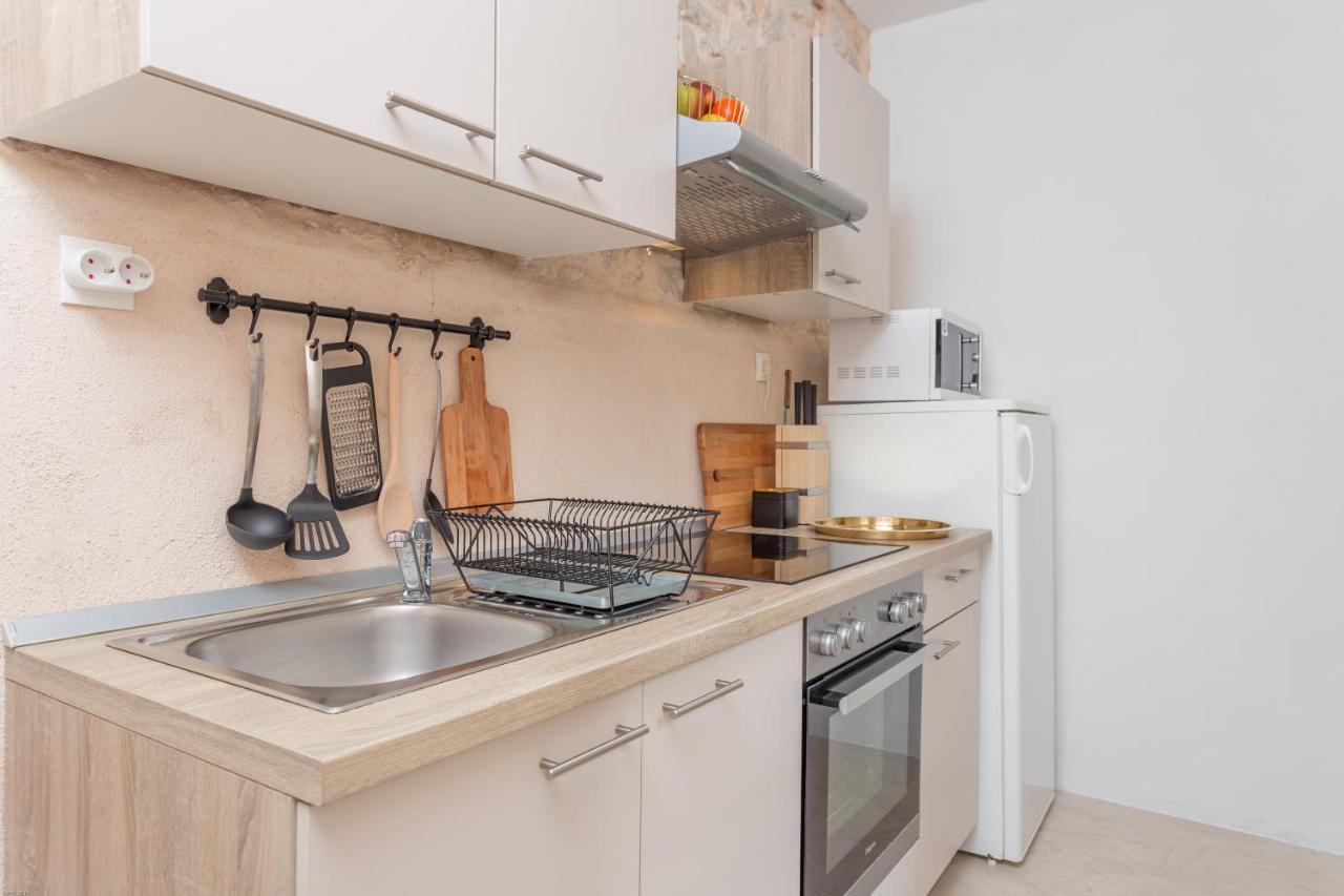 Lola Apartments - Zf Hvar Hvar Town Bagian luar foto