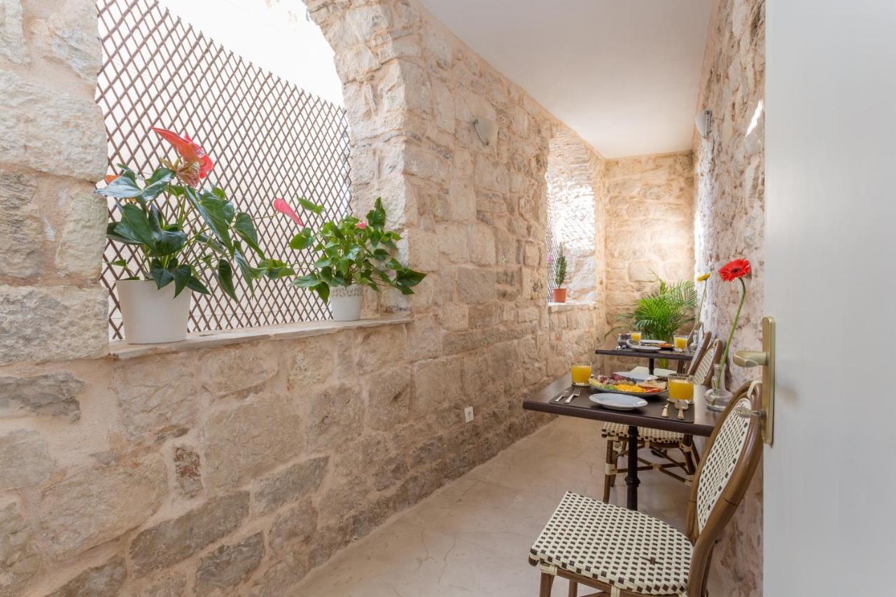 Lola Apartments - Zf Hvar Hvar Town Bagian luar foto