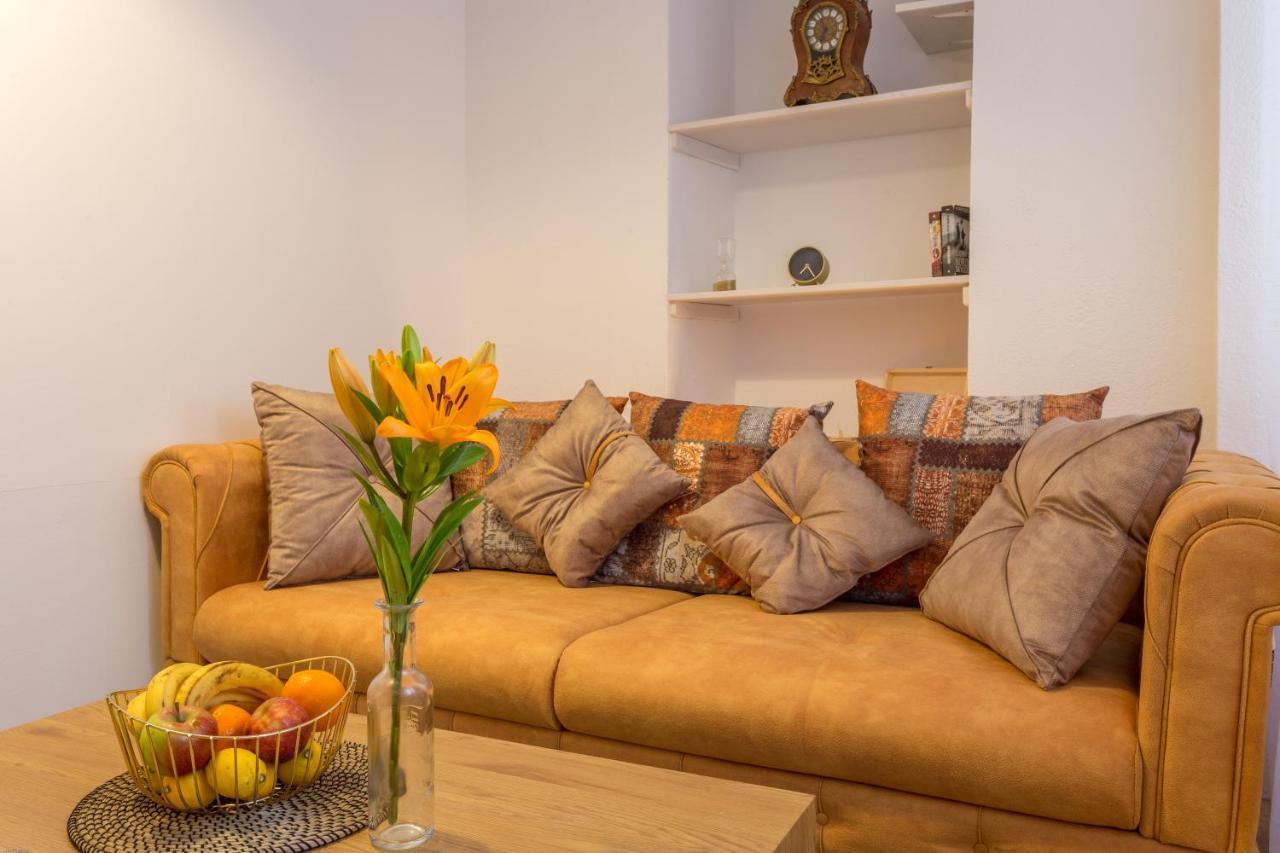 Lola Apartments - Zf Hvar Hvar Town Bagian luar foto