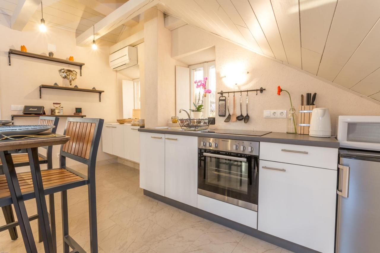 Lola Apartments - Zf Hvar Hvar Town Bagian luar foto