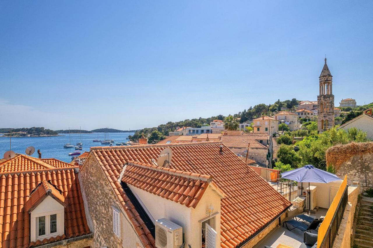 Lola Apartments - Zf Hvar Hvar Town Bagian luar foto